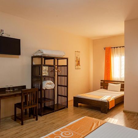 Hotel H1 Antsirabe Exterior foto